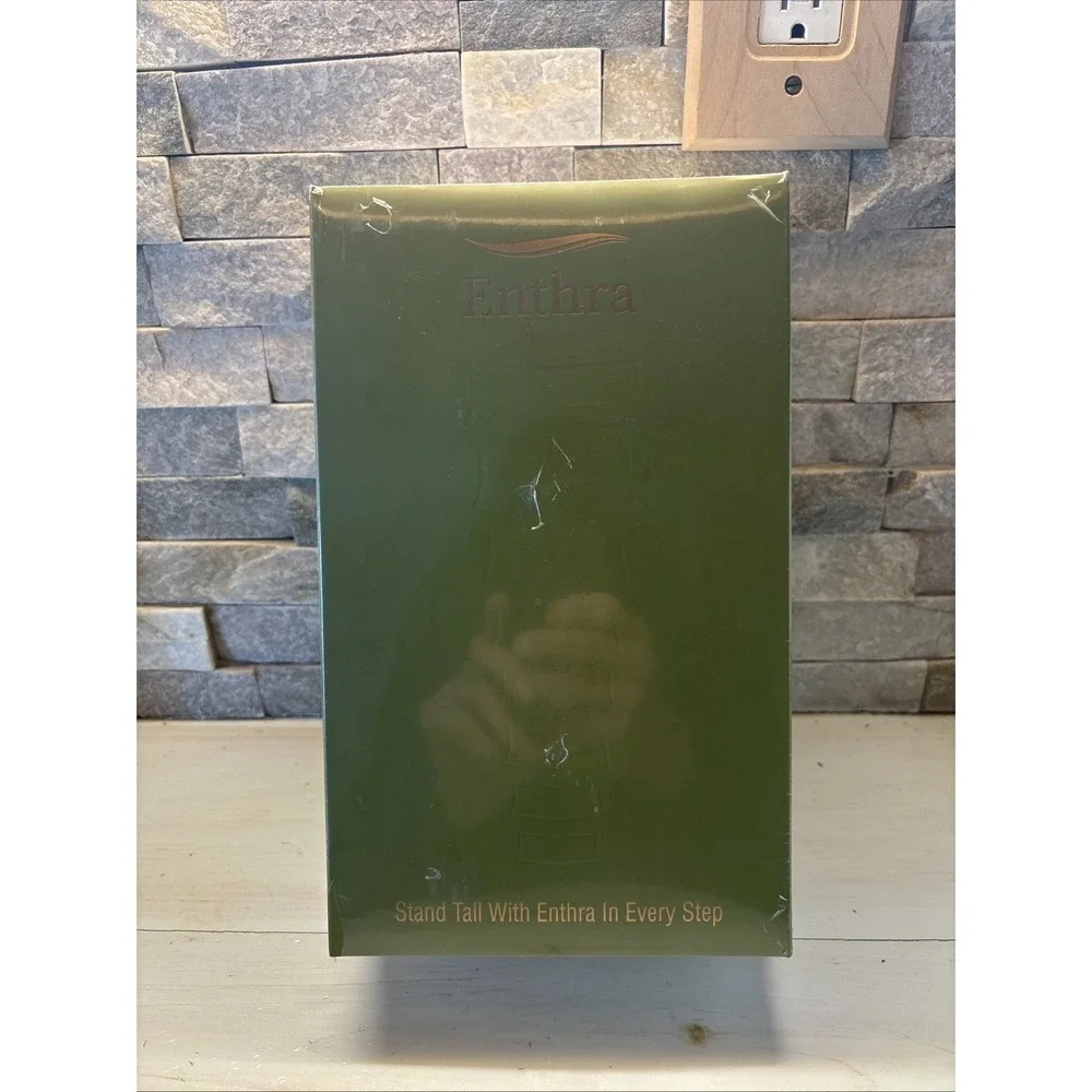 Enthra Back Brace Posture Corrector with Spine Vertical Alignment System -Unisex - Picture 7 of 8